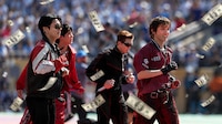 ¡Camisa BTS en 110 mil dólares! ¿Qué artículos del show de medio tiempo del Mundial se subastaron?