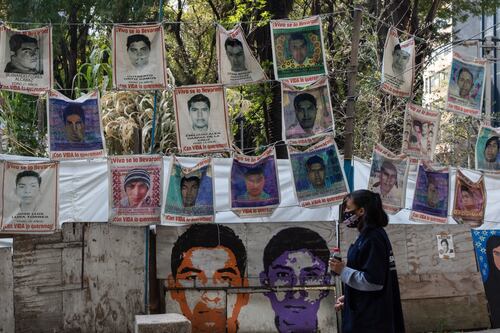 Caso Ayotzinapa: Tomás Zerón obtuvo suspensión para no ser llamado ‘torturador’, acusa Encinas