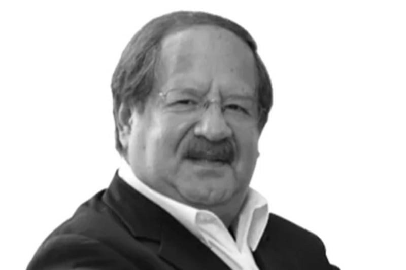 ‘Bandera de cuadros para una leyenda’: Muere Marco Tolama, periodista de automovilismo