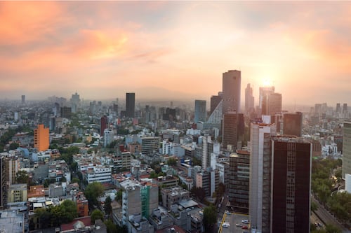 Economía de México ‘sorprende’ con crecimiento mayor al previsto: Sube 1.5% en segundo trimestre