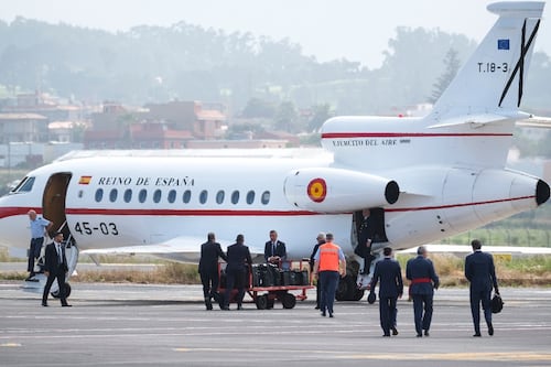 ‘Un incidente técnico’: ¿Por qué el papa León XIV tuvo que evacuar el avión que lo trasladaría a Roma?