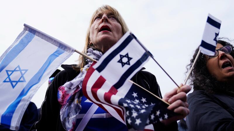 EU impone más sanciones a Hamás: Castiga a miembros y empresas clave