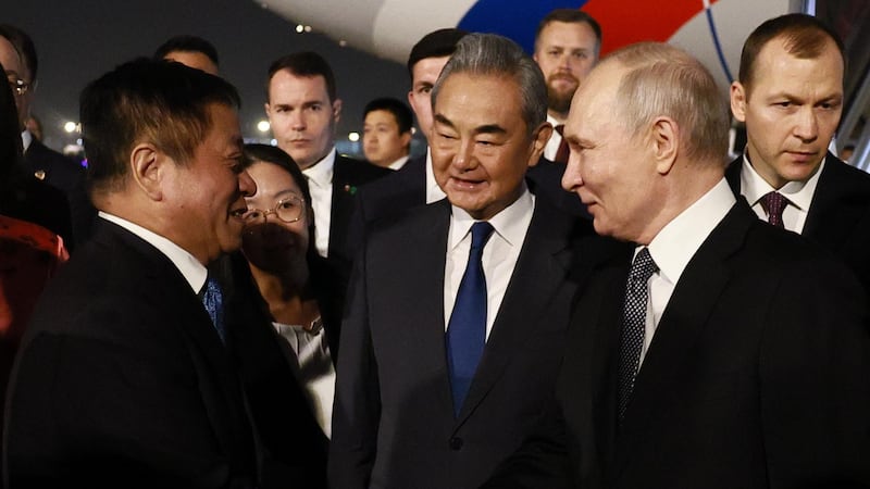 Putin llega a China para reunirse con Xi Jinping... solo unos días después de la visita de Trump