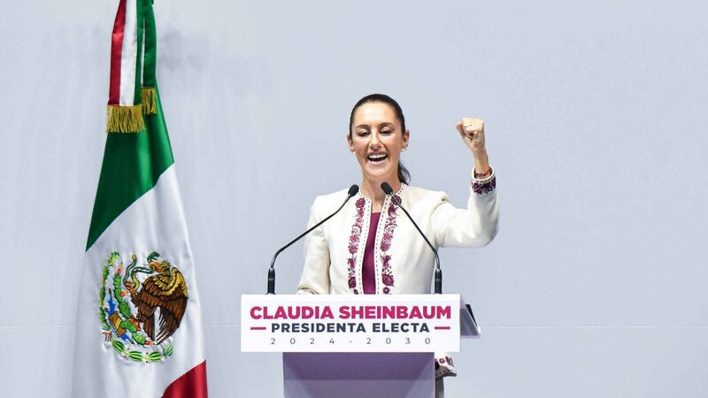 Sheinbaum pide que la llamen presidenta con A: ‘Lo que no se nombra, no existe’