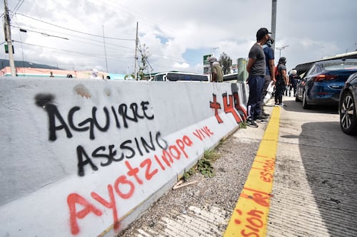 Caso Ayotzinapa: ¿Qué pruebas habría desaparecido Ángel ‘N’, exgobernador de Guerrero?