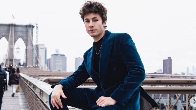 Juanpa Zurita: ¿Quién es el youtuber mexicano que estrena taquería?