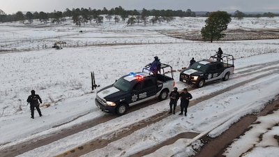 Los habitantes iinsitaron a ayudar con comida y ropa