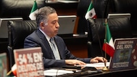 ‘Es una simulación’: PRI acusa a Enrique Inzunza de votar con Morena a pesar de ya no estar en la bancada