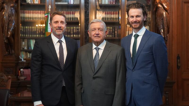 ¿Por qué AMLO se reunió con Steuart Walton, el multimillonario director de Walmart?