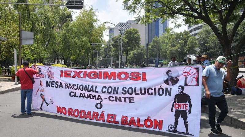 CNTE afirma que maestro herido en enfrentamientos en CDMX perdió el ojo: ‘Condenamos esta represión’