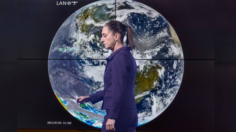 Claudia Sheinbaum, la presidenta científica que ‘enterrará’ a la Agencia Espacial Mexicana