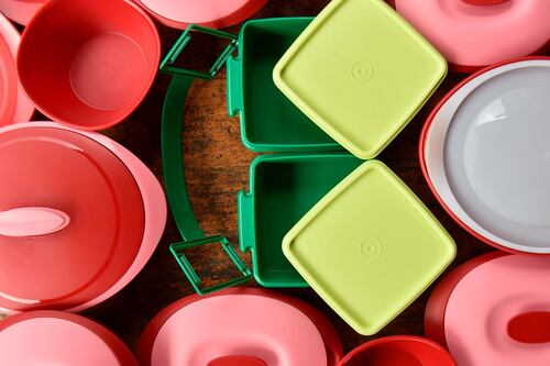 Vender dinero como vender Tupperware