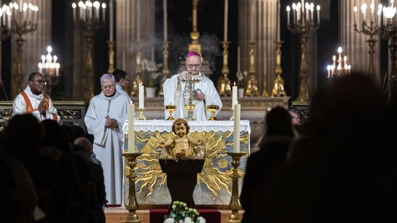 Papa León XIV nombra a arzobispo francés como presidente de la comisión contra abusos a menores