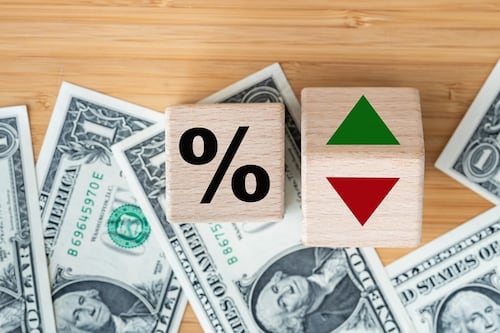 Esto sí le gusta a Trump: PIB de EU creció 2.4% en último trimestre de 2024