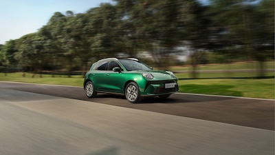 GWM ORA 5 eléctrico 2025 en México, vista exterior lateral con diseño retro futurista Natural Aesthetic