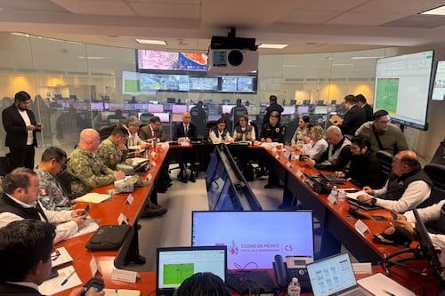Clara Brugada encabeza primer simulacro metropolitano; CDMX y Edomex coordinan respuesta ante sismo