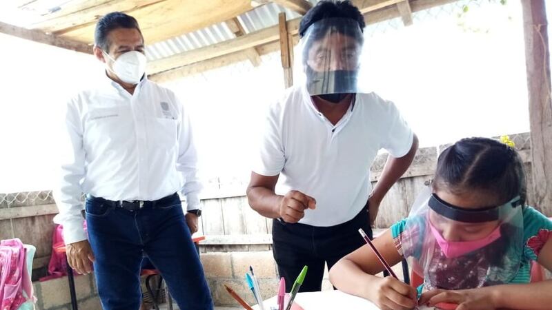 ¿Eres mayor de edad y quieres dar clases en comunidades rurales? El Conafe tiene algo para ti