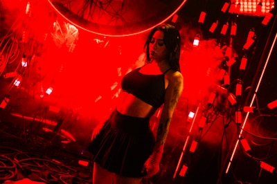 Kim Shantal pelea en Supernova Strikers Génesis 2026. (Foto: Cortesía Netflix)