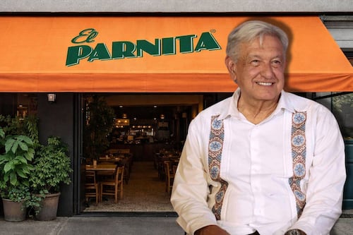 Con filas de una hora: Así es El Parnita, antojería de la Roma en donde comió AMLO
