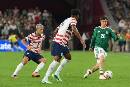 Primera derrota de ‘Rafa’: EU golea a México 3-0 en el ‘Clásico de Concacaf’