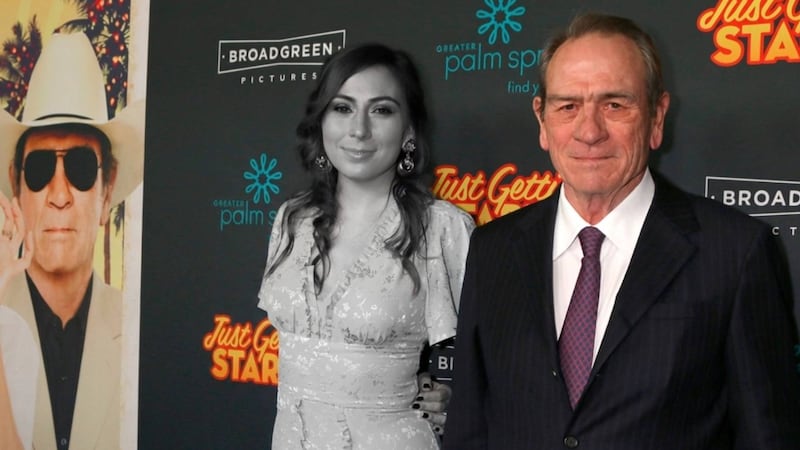 La misteriosa muerte de Victoria, hija de Tommy Lee Jones: Fue encontrada sin vida a los 34 en lujoso hotel