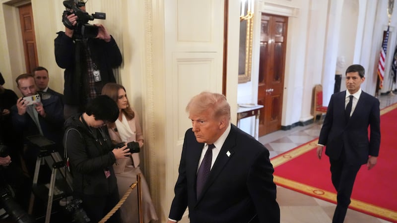 ¿Quiénes son los 4 republicanos que ‘traicionaron’ a Trump y votaron para terminar la guerra en Irán?