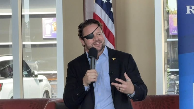 Dan Crenshaw, congresista que pidió usar drones contra cárteles, pierde elección en primaria republicana