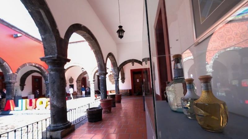 Gobierno de Jalisco recupera el Museo Nacional del Tequila; exalcalde lo usaba como casa y oficina