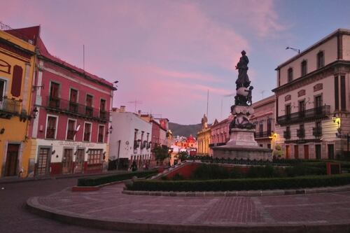 ¿Vas al Cervantino? Te decimos qué visitar y dónde comer en Guanajuato