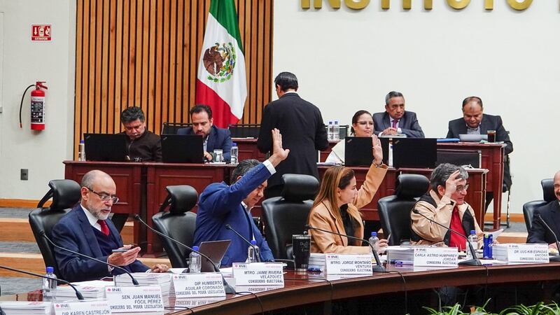 INE aprueba presupuesto para elecciones 2024; diputados aplican ‘tijerazo’ de más de 5 mil mdp