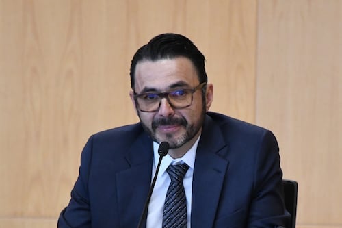 ‘Mi compromiso es con la honestidad’: Aureliano Hernández asume titularidad de la ASF