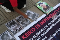 Víctimas de protestas en Perú rechazan a Keiko Fujimori como presidenta: ‘Es hija de un dictador’