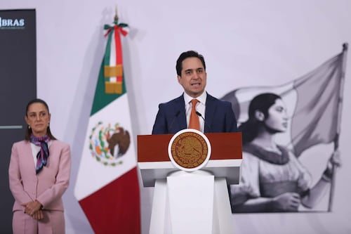 Alista Banobras plan por 4 mil millones de dólares para proyectos de energía