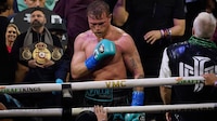 Óscar de la Hoya contra ‘Canelo’: ‘Me llenaste los bolsillos y todo porque le tienes miedo a Benavidez’