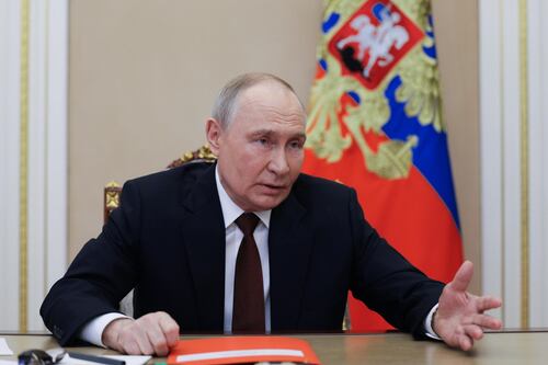 ‘Se discutió antes de la reunión en Alaska’: Putin confirma llegada del acuerdo de paz elaborado por EU