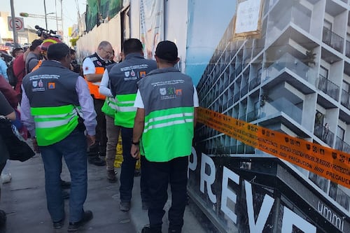 Cae grúa telescópica en la Roma Sur: ¿Qué sabemos sobre el accidente en una construcción?