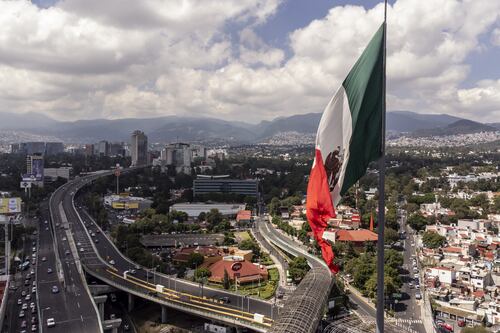 Riesgo de que disminuya la calificación crediticia de México