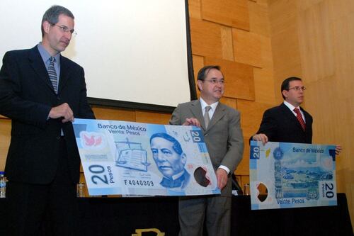 De Josefa Ortiz de Domínguez a Benito Juárez, así ha cambiado el billete de 20 pesos