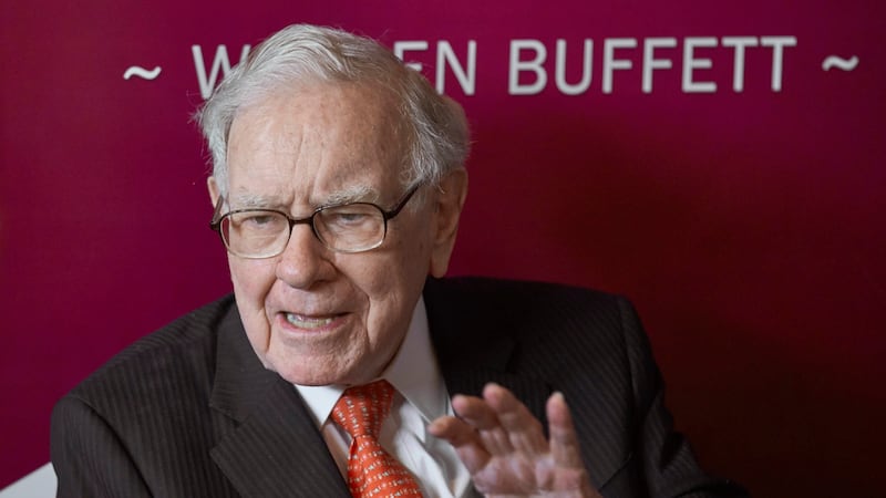 Warren Buffett deja la presidencia de Berkshire Hathaway tras estar 50 años: ¿A quién cederá su lugar?