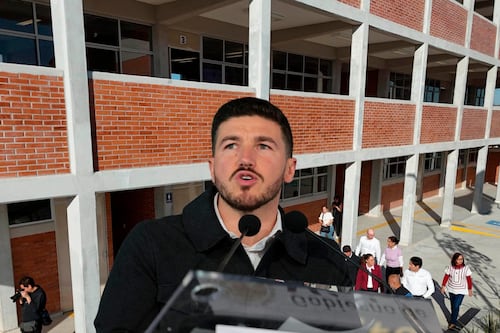 ¿Samuel García tiene la culpa del recorte de clases? Esta fue su propuesta para NL en el Mundial 2026