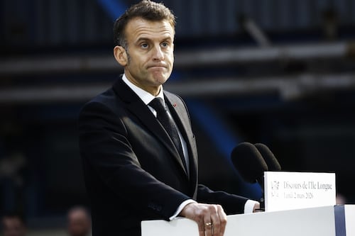 Macron amenaza con utilizar bombas nucleares por guerra EU-Irán: ‘Tenemos un arma fuera de lo común’