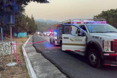 Violencia no descansa ni en puente: Mujer muere tras una riña de tráfico en La Pera, Cuernavaca