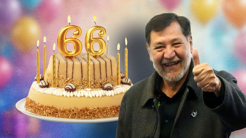 Fernández Noroña festeja 66 años en la Convención Bancaria... y recuerda que fue ‘apresado’ hace 30 años