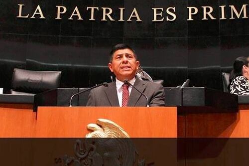 Morena propone sancionar a senadores que violen código de ética