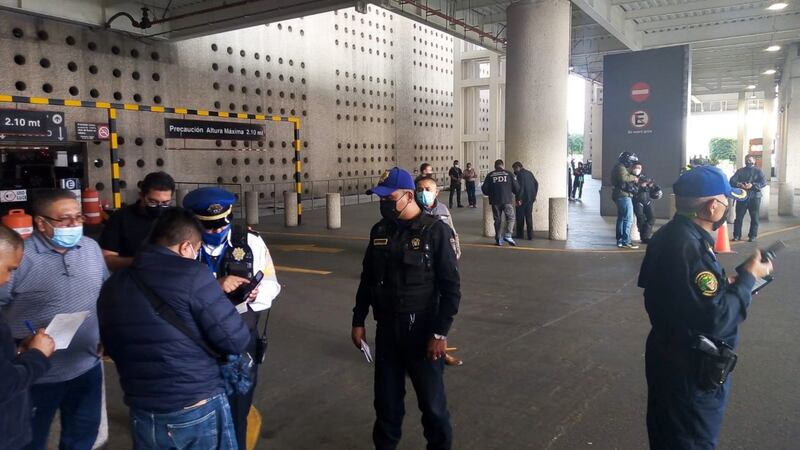 Cierre de Terminal 2 ‘daría en la torre’ a casi la mitad de operaciones del AICM