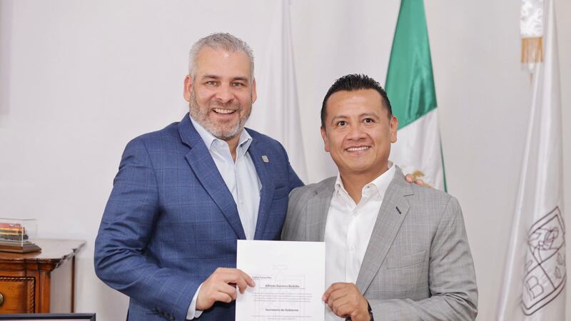 ¿Quién es Carlos Torres Piña, encargado de investigar el asesinato de Carlos Manzo, alcalde de Uruapan?