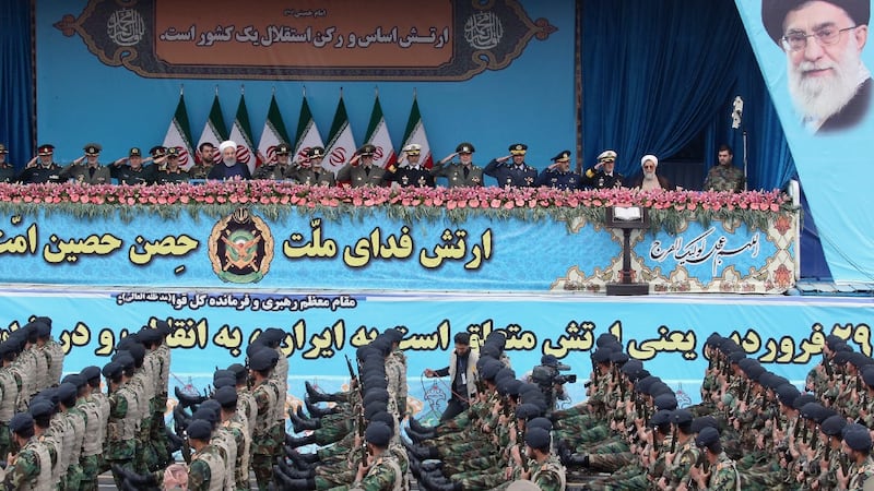 Irán responde a Trump: Promete ataque fuera de Medio Oriente si EU realiza nuevos bombardeos