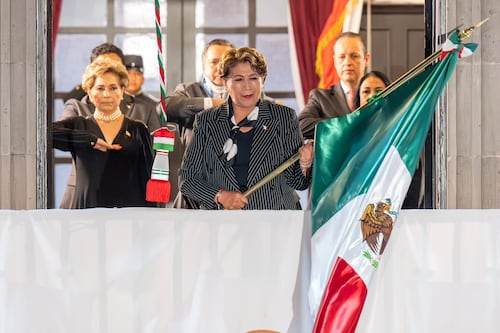 “¡Viva nuestra soberanía!”: Gobernadora Delfina Gómez encabeza Grito de Independencia ante 30 mil mexiquenses