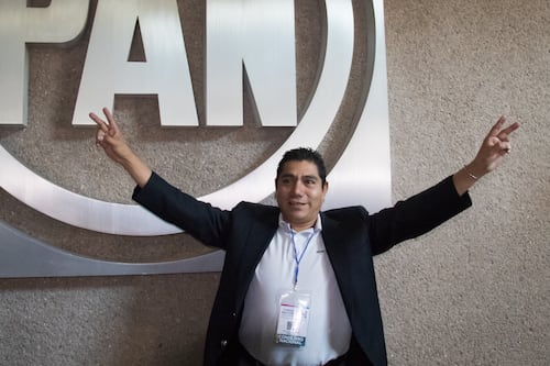 Jorge Luis Preciado anuncia que buscará la dirigencia del PAN