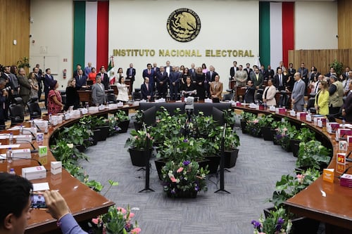 Viejos caminos, nuevos caminos